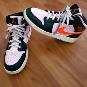 Nike (7Y) Air Jordan 1Mid GS Black/Pink Crimson  Shoes